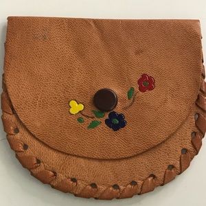 Hand Tooled Leather Floral Detailed Saddle Stitched Edging Coin Purse - VTG- NEW